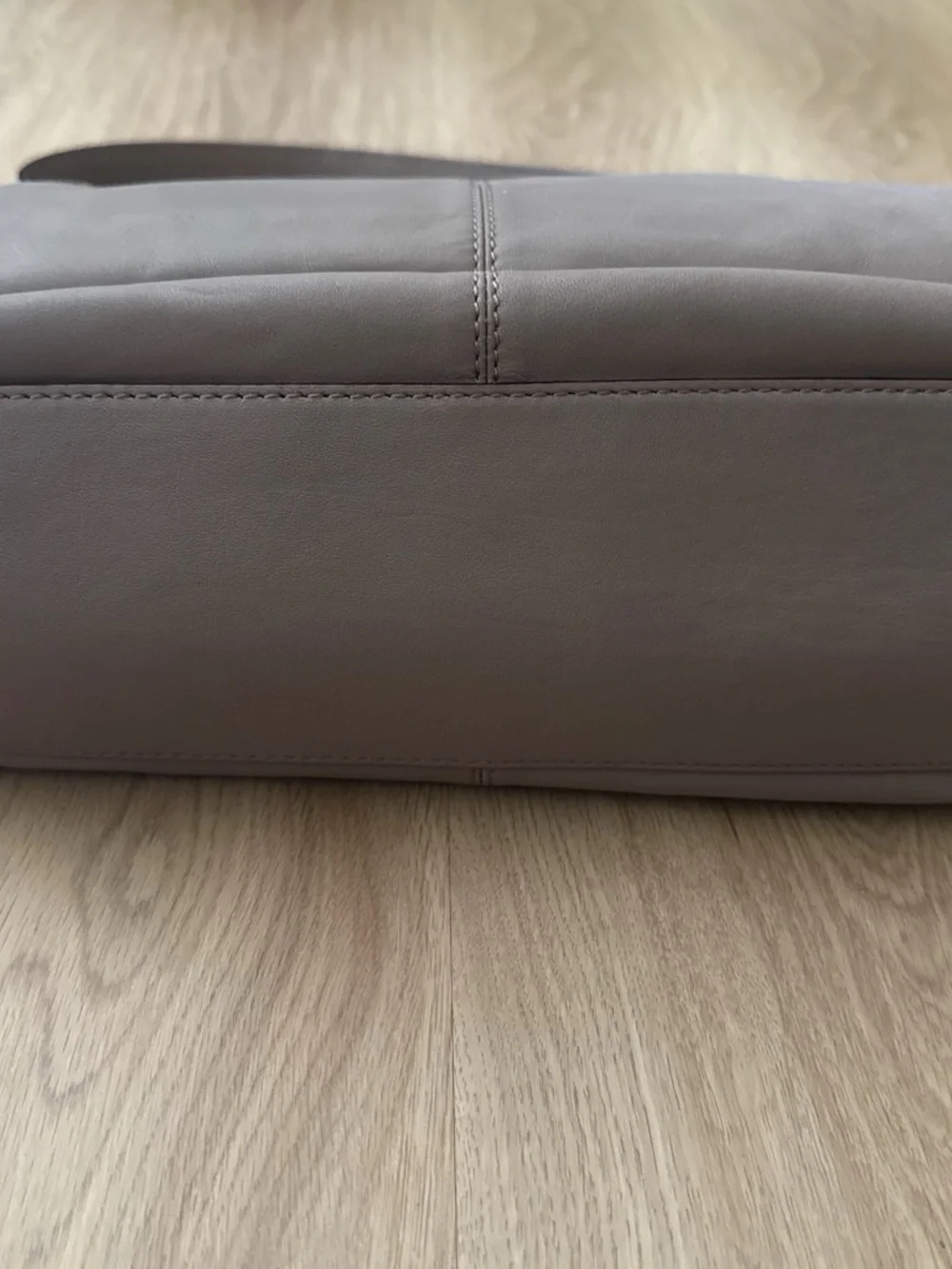 kate spade taupe leather shoulder bag with front pocket